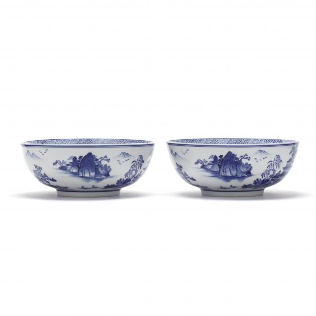 a-pair-of-chinese-blue-and-white-porcelain-bowls