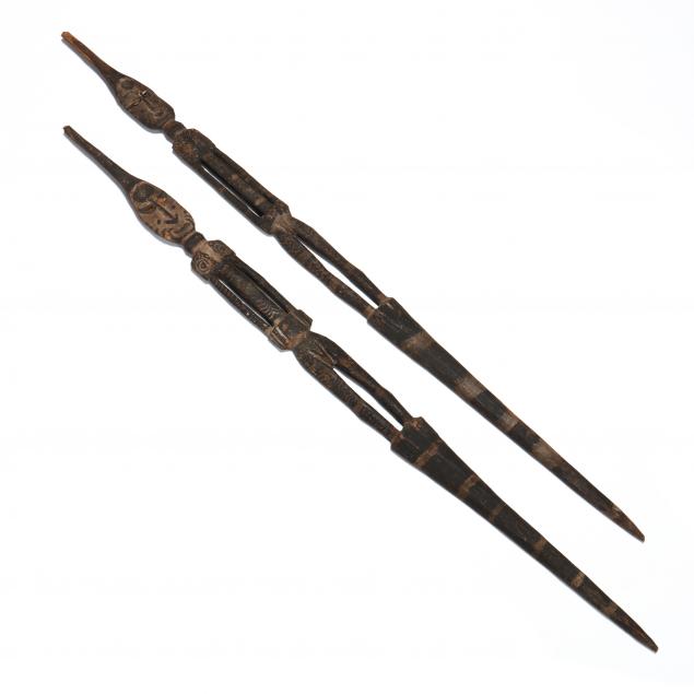 new-guinea-two-tribal-totems