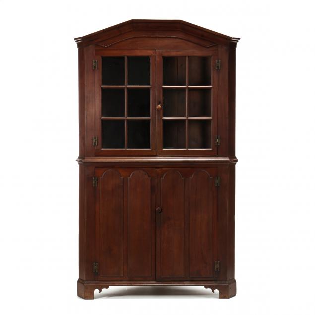 north-carolina-chippendale-walnut-corner-cupboard