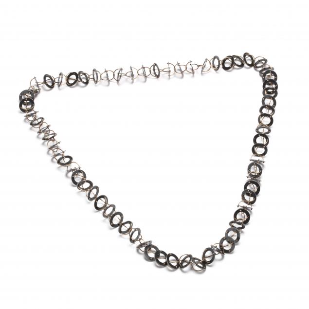 contemporary-silver-and-gold-necklace