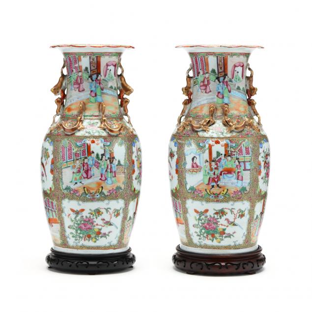 a-pair-of-large-chinese-rose-medallion-vases