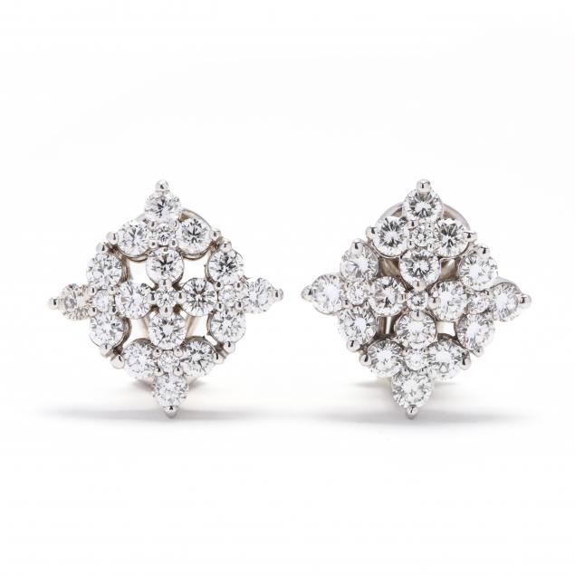 18kt-white-gold-and-diamond-earrings-hammerman