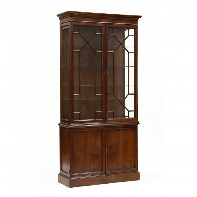 chippendale-style-mahogany-lighted-display-cabinet