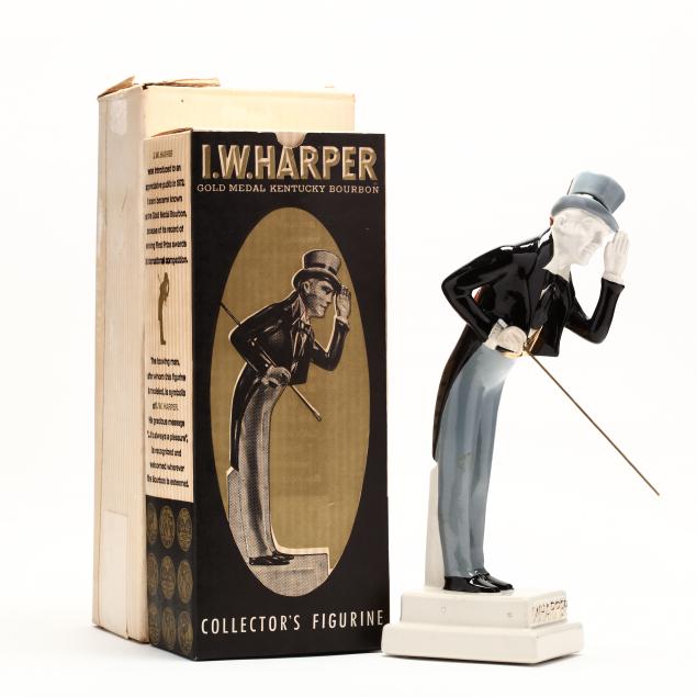 i-w-harper-kentucky-bourbon-whisky-in-figurine-decanter