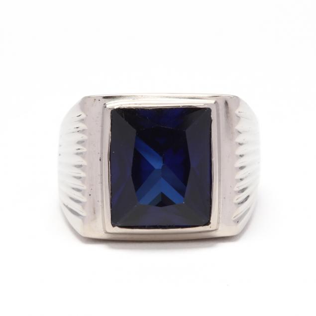 white-gold-and-synthetic-sapphire-ring