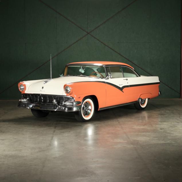 1956-ford-fairlane-victoria