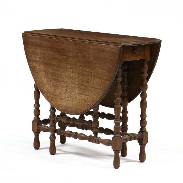 william-and-mary-style-walnut-dropleaf-table