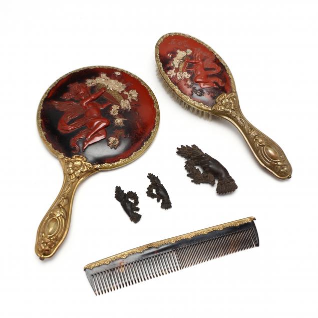 vintage-vanity-set-and-accessories