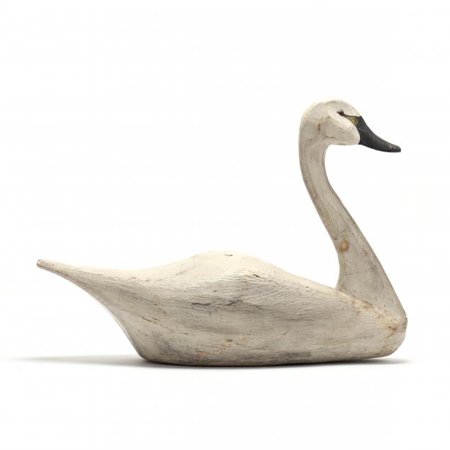 stephen-whitelaw-nc-carved-wood-swan-decoy