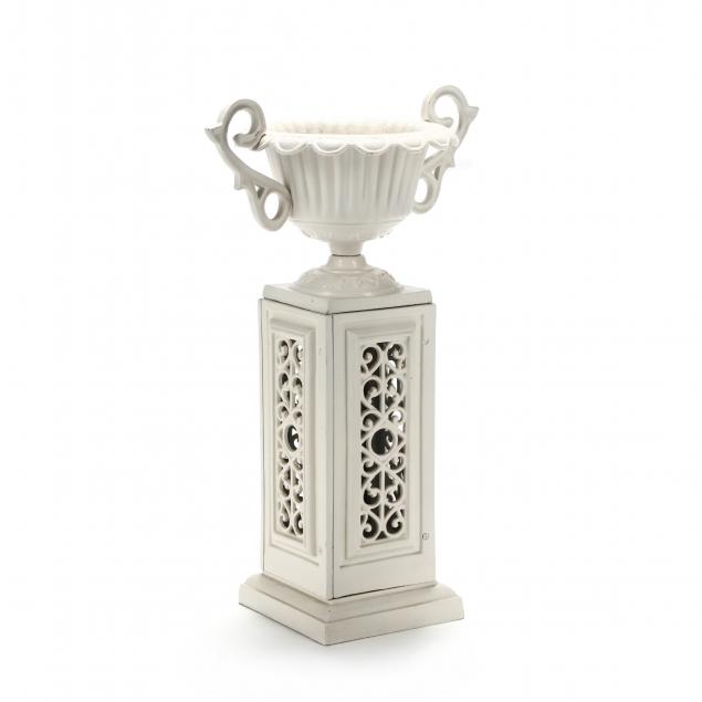 classical-style-cast-iron-garden-urn