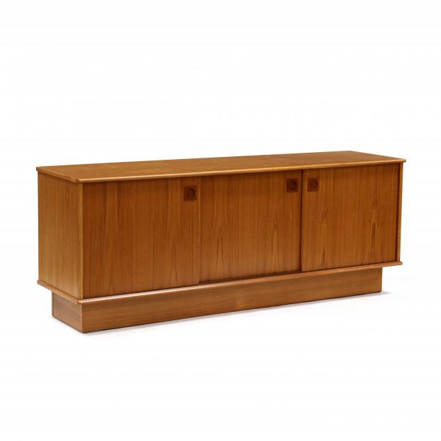 dyrlund-modern-teak-sideboard