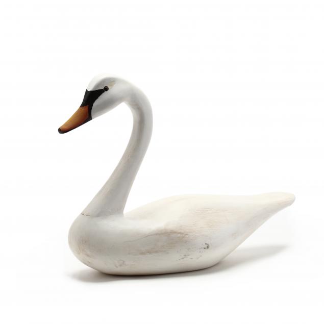 carved-and-painted-swan-decoy