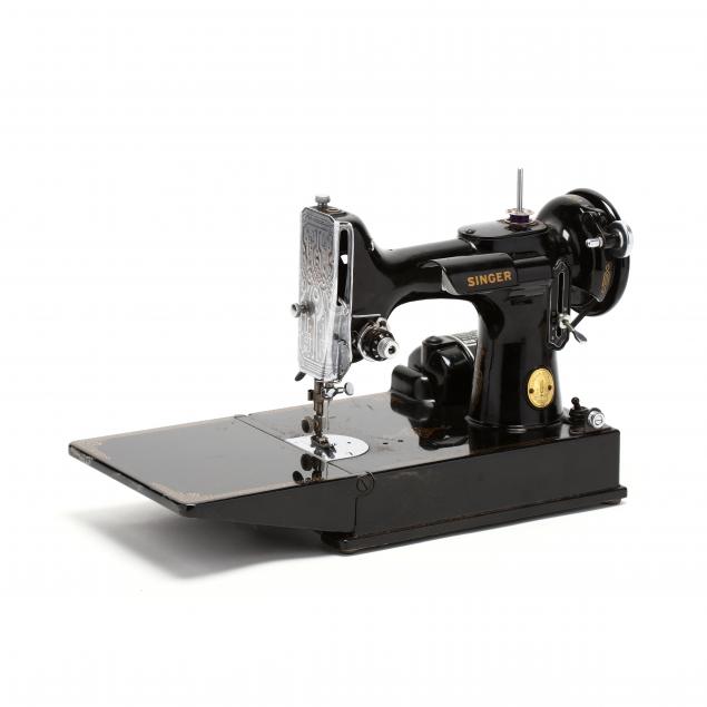 singer-featherweight-sewing-machine