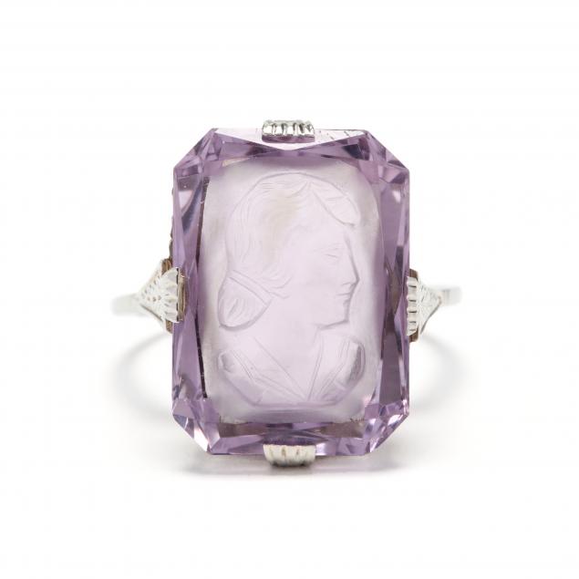 white-gold-and-carved-amethyst-ring