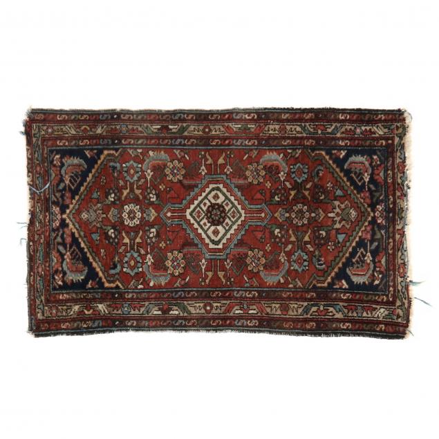 hamadan-area-rug