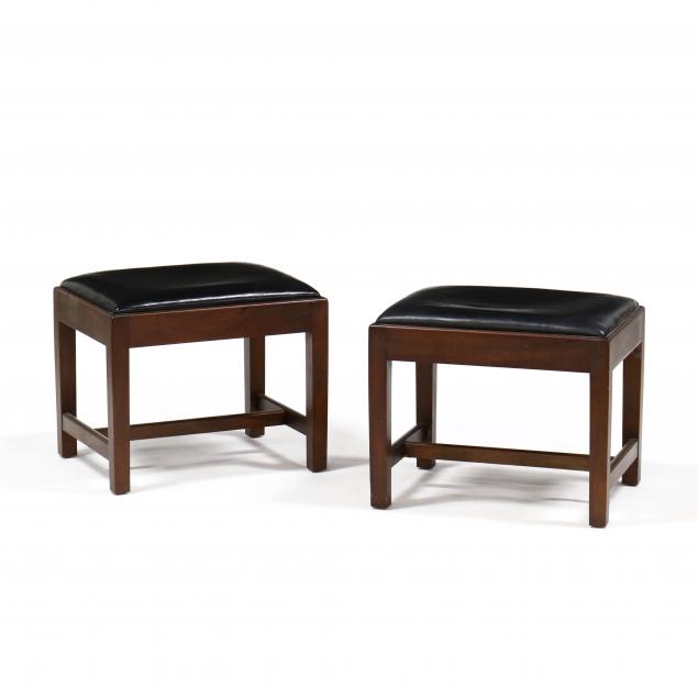 kittinger-williamsburg-adaptation-pair-of-chippendale-style-footstools