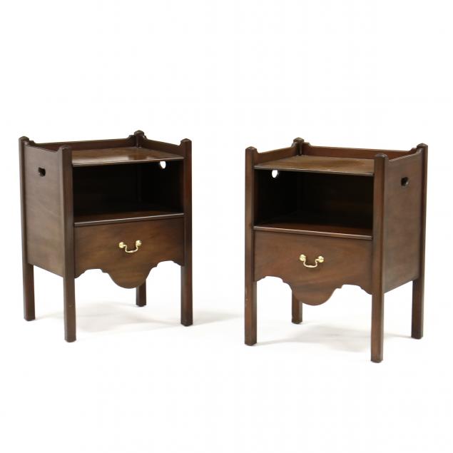 kittinger-williamsburg-adaptation-georgian-style-pair-of-one-drawer-stands