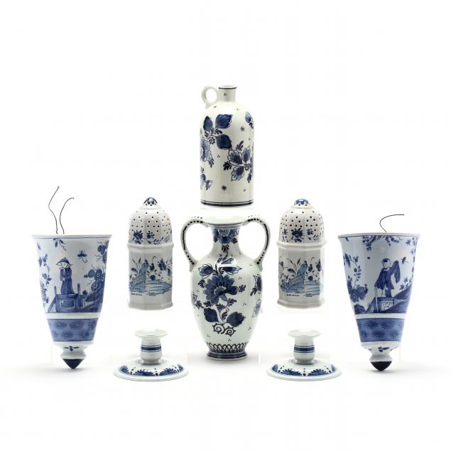 eight-pieces-of-delft-porcelain