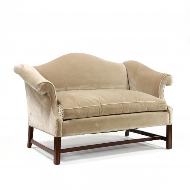 southwood-chippendale-style-settee