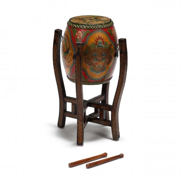 asian-lacquered-drum-on-stand