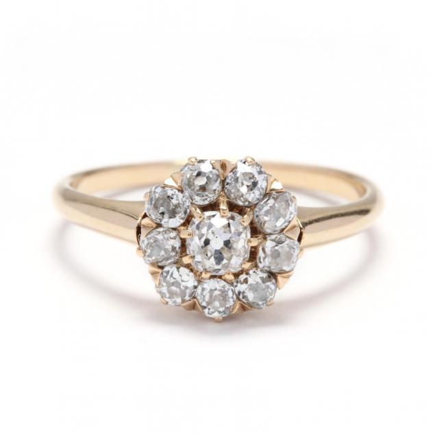 14kt-diamond-cluster-ring