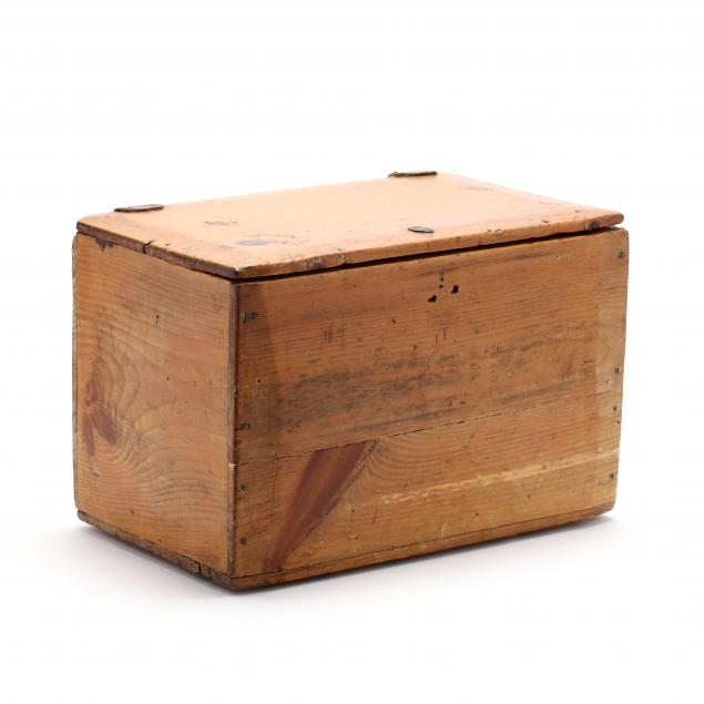 antique-candle-crate