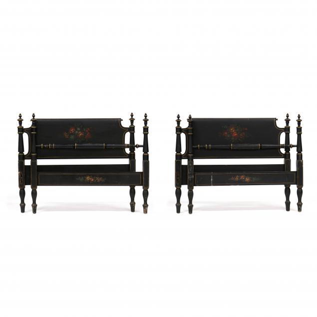 pair-of-antique-painted-3-4-size-beds