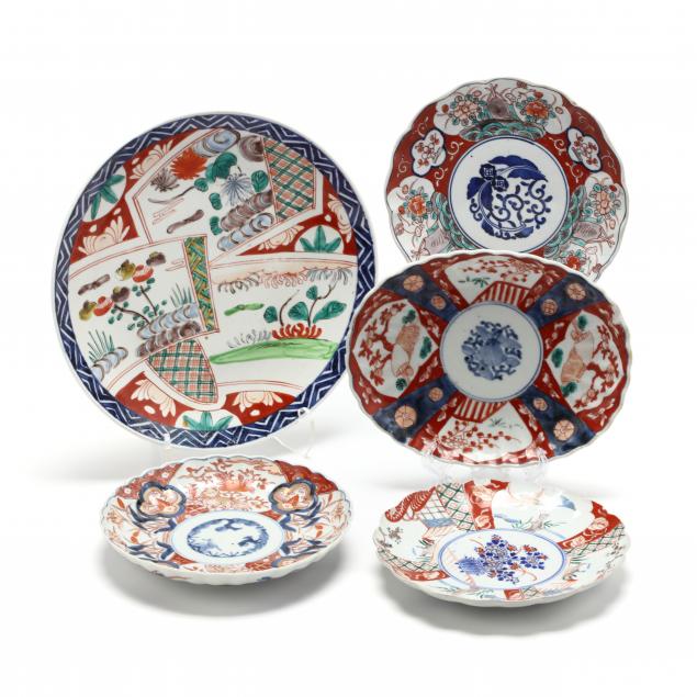 a-japanese-imari-porcelain-charger-and-plates