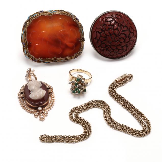 vintage-jewelry-collection