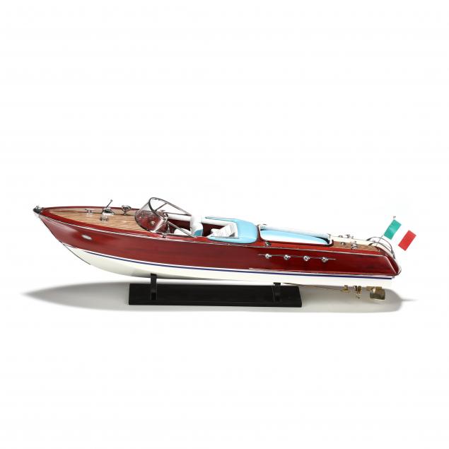 riva-aquarama-model-boat