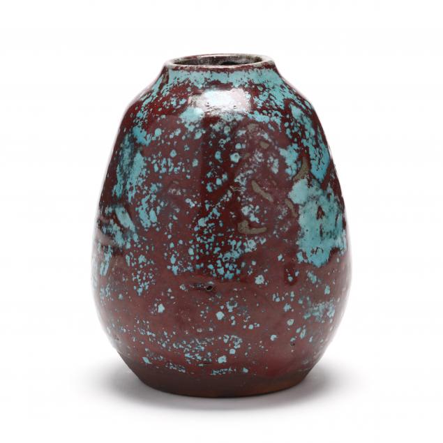 nc-pottery-jugtown-chinese-blue-pear-vase
