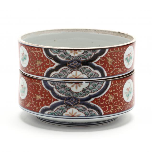 japanese-imari-porcelain-stacked-food-containers