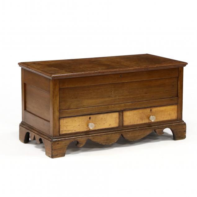 american-chippendale-diminutive-blanket-chest