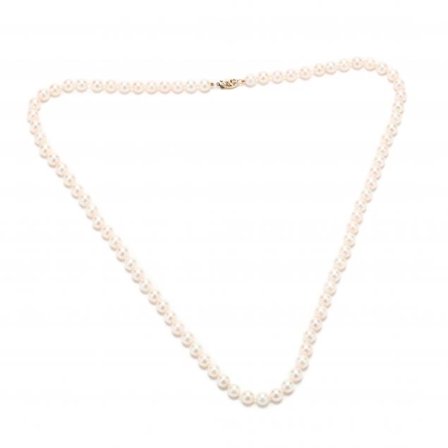 single-strand-pearl-necklace-with-14kt-gold-and-pearl-clasp