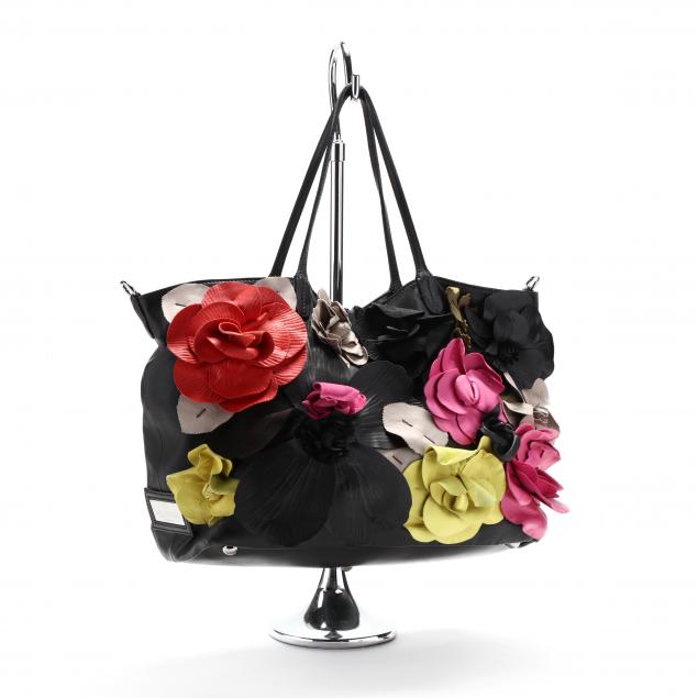 nappa-black-leather-flower-tote-valentino