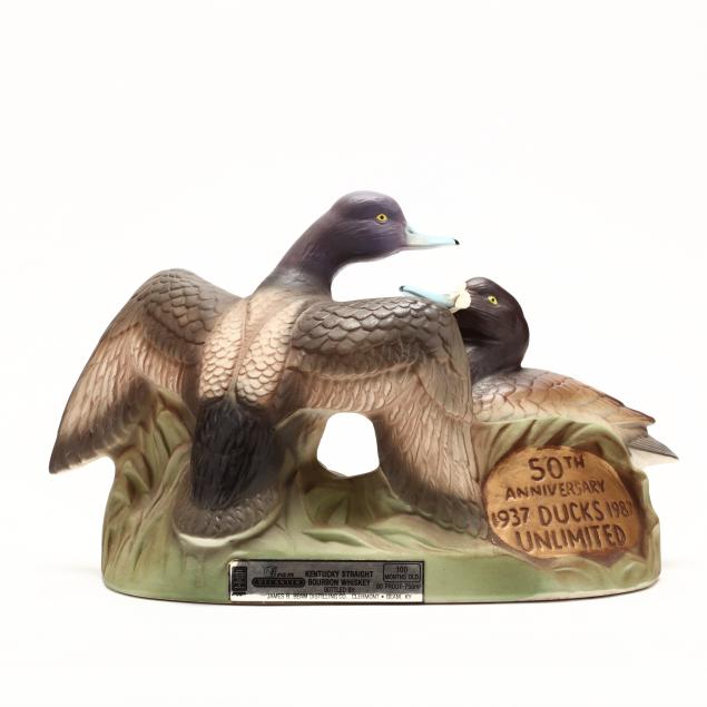 jim-beam-whiskey-in-ducks-unlimited-decanter