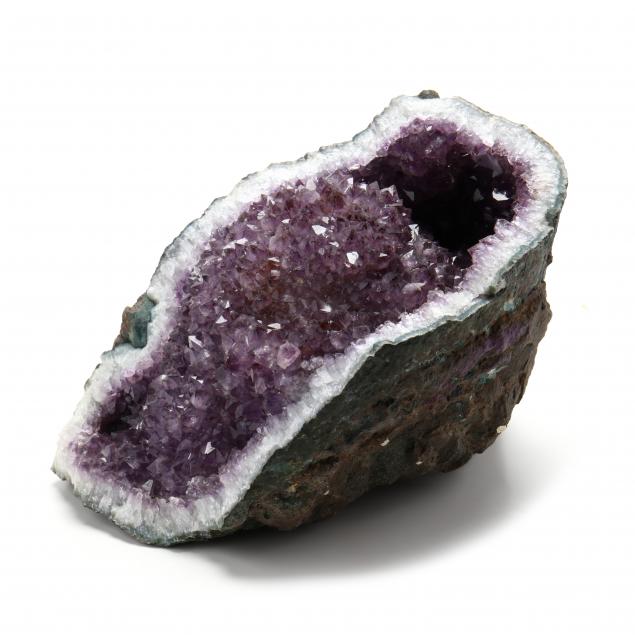 large-amethyst-geode