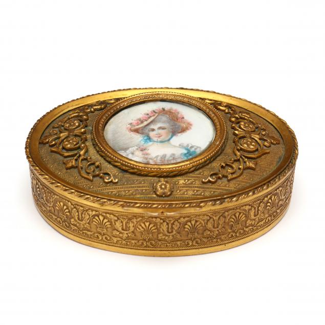 antique-gilt-metal-dresser-box