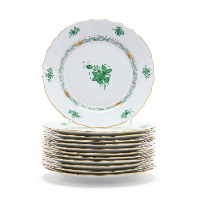 a-set-of-twelve-herend-chinese-bouquet-green-dinner-plates