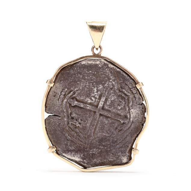 spanish-colonial-silver-8-reales-cob-coin-set-as-pendant-in-14kt-gold-bezel