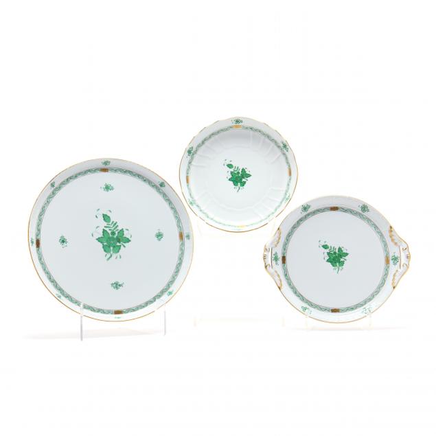 three-circular-herend-chinese-bouquet-green-servers