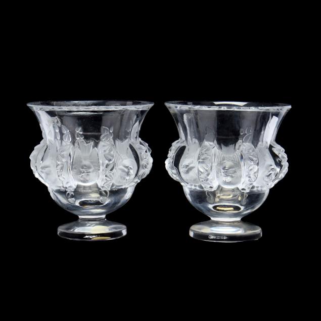 lalique-pair-of-i-dampierre-i-crystal-urns