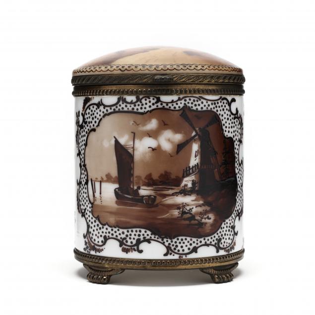 pairpoint-painted-and-lidded-glass-tobacco-humidor