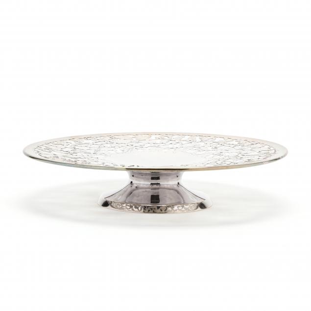 sterling-silver-footed-cake-plate