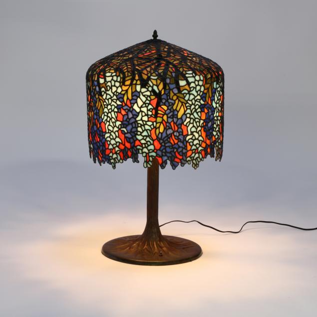 a-large-wisteria-patterned-stained-glass-table-lamp