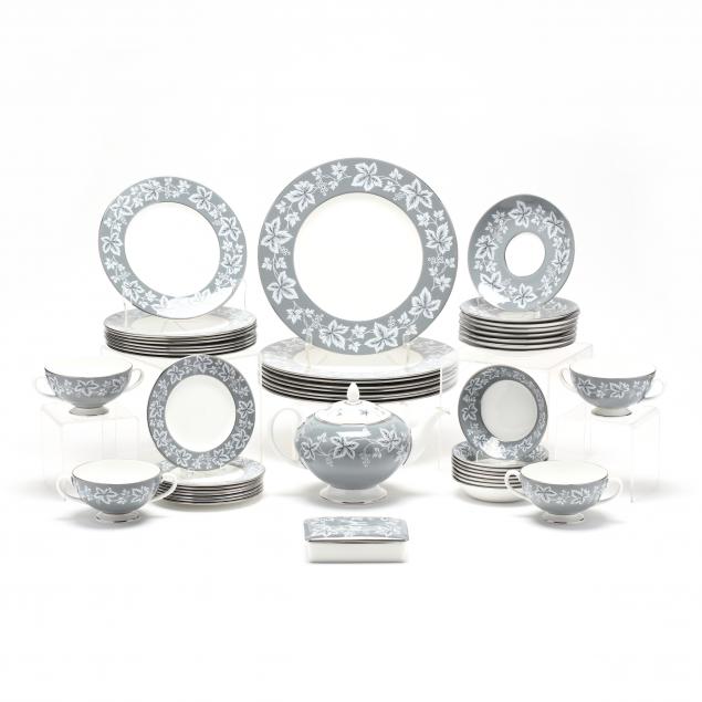 a-set-of-wedgwood-china-moselle-76-pieces-service-for-eight