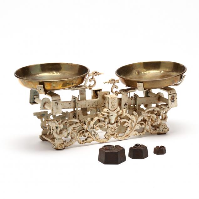 antique-iron-and-brass-table-top-scale