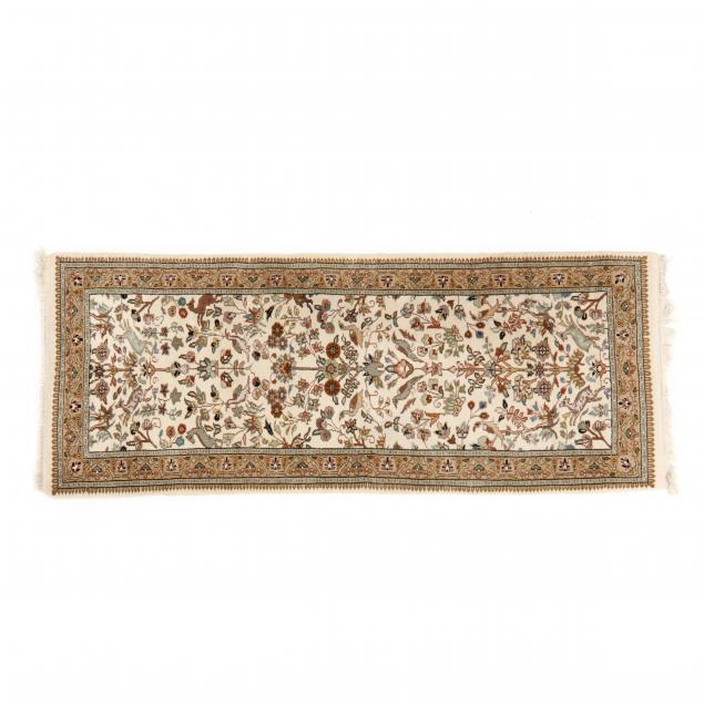 indo-persian-area-rug