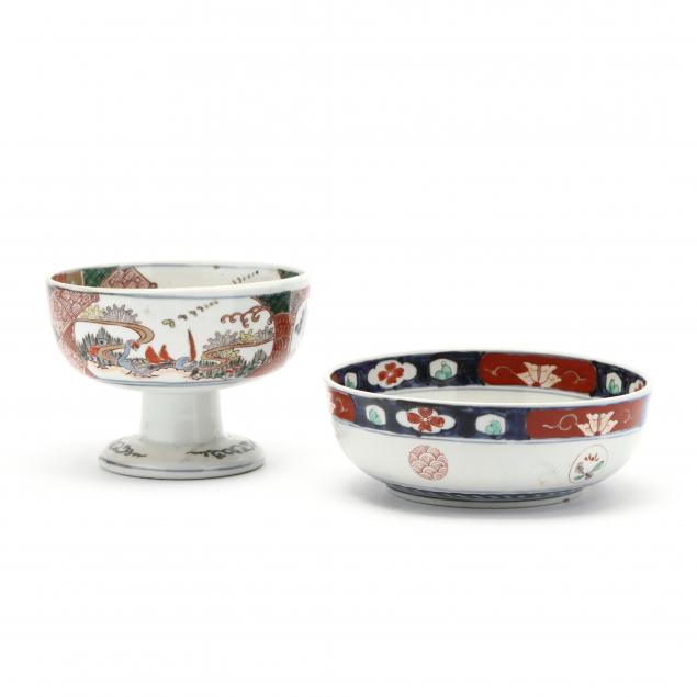 two-japanese-meiji-period-porcelain-imari-bowls