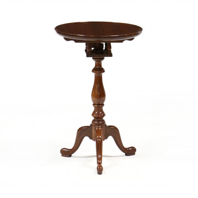 pug-moore-queen-anne-style-mahogany-candle-stand